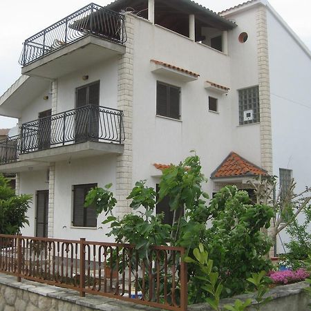 Ava Apartmani Zablaće Exteriör bild