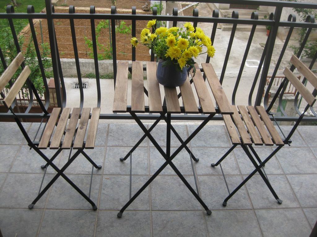 Ava Apartmani Zablaće Rum bild