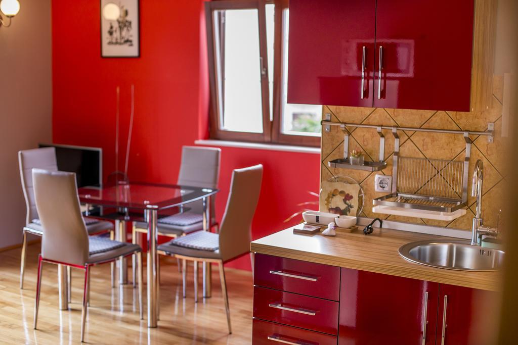 Ava Apartmani Zablaće Exteriör bild