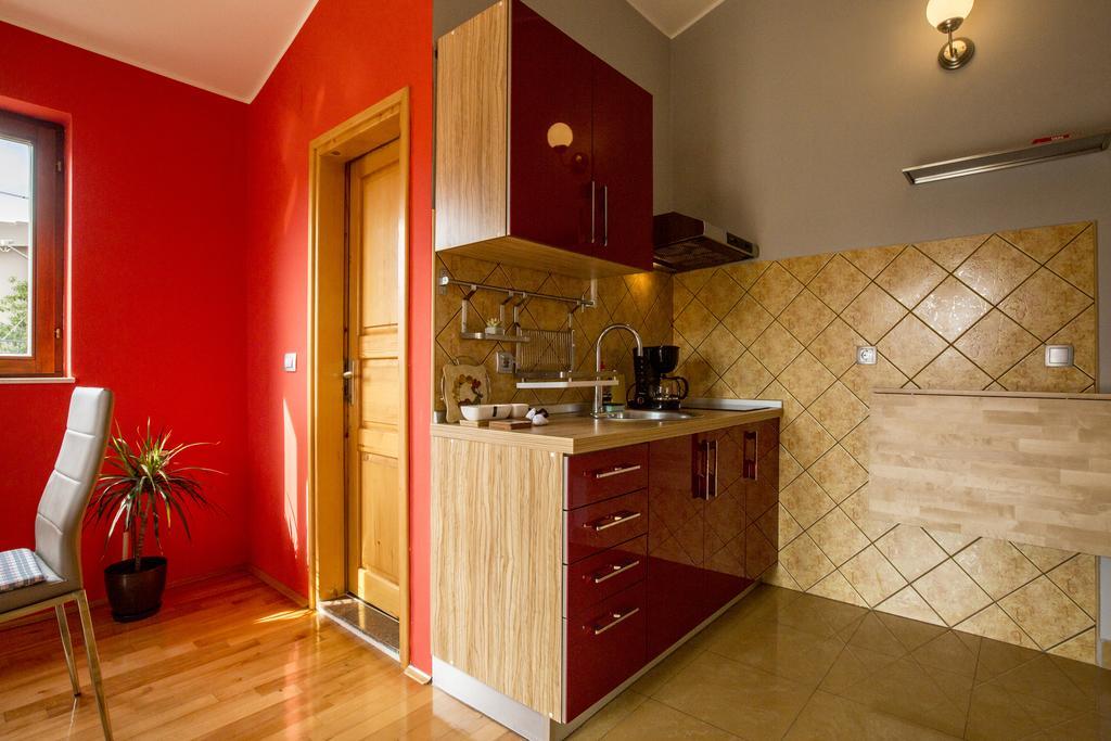 Ava Apartmani Zablaće Exteriör bild