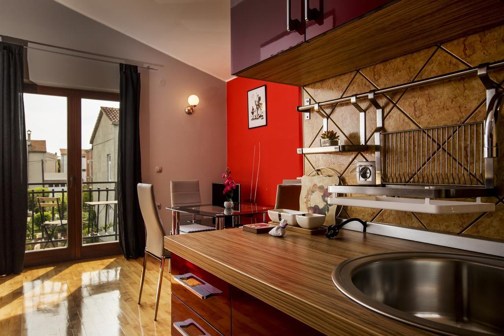 Ava Apartmani Zablaće Exteriör bild