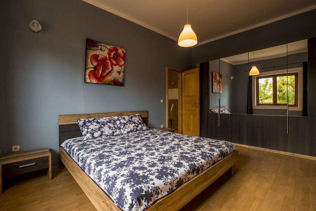 Ava Apartmani Zablaće Exteriör bild