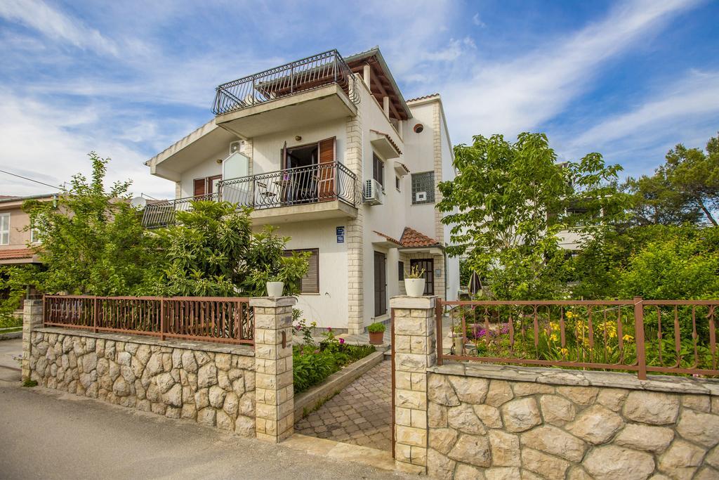Ava Apartmani Zablaće Exteriör bild