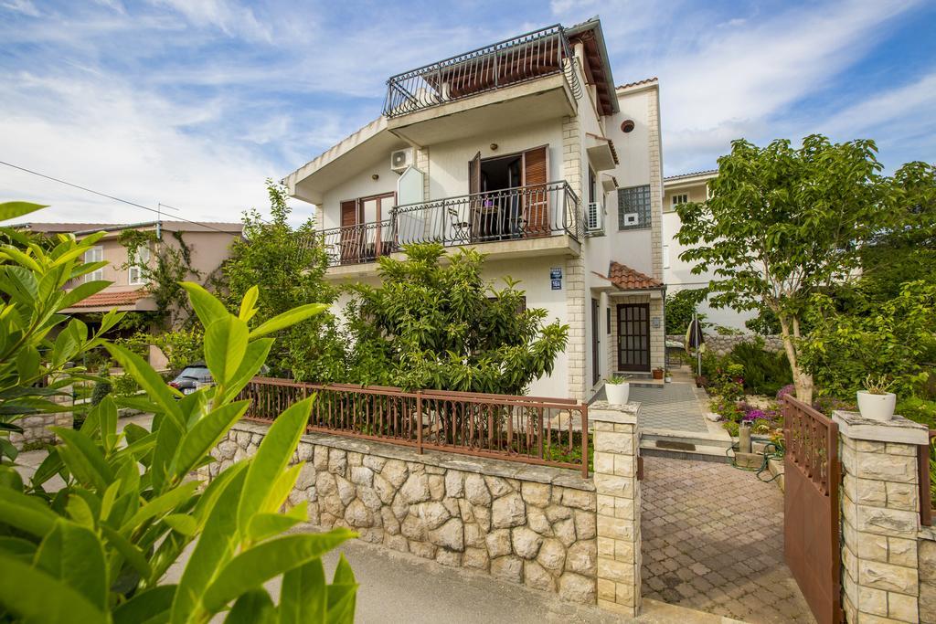 Ava Apartmani Zablaće Exteriör bild